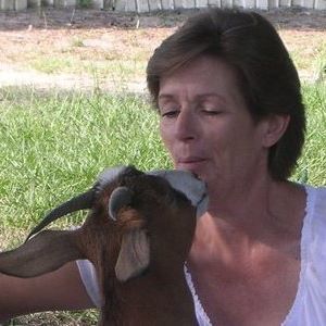 Meet your Posher, Linda